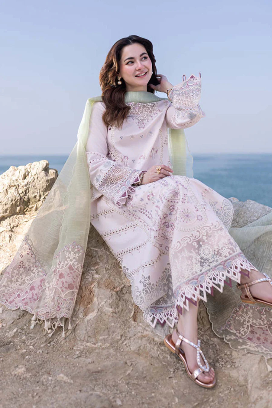 Qalamkar Luxury Embroidered Lawn 3pc with Embroidered Slub Net Dupatta - NA1837