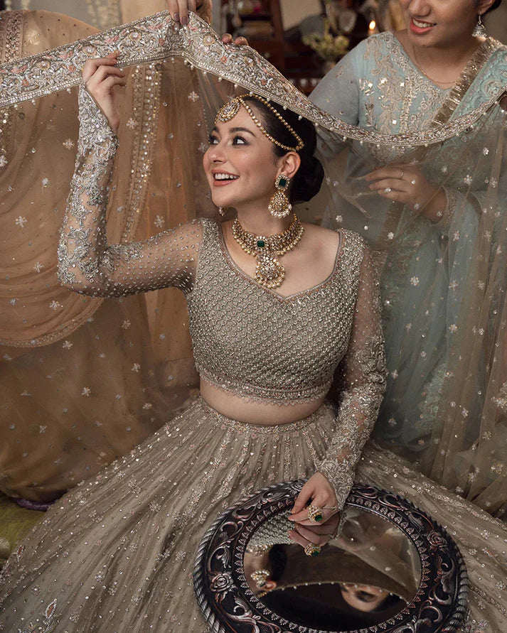 FAIZA SAQLAIN BRIDALS'25 MAH 03)