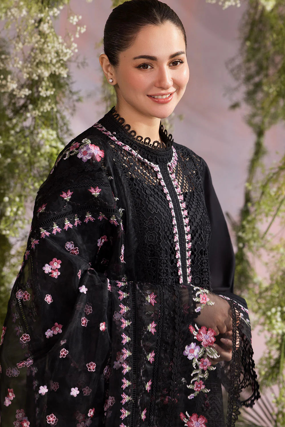 Design 11A Luxury Lawn 2025 Unstitched